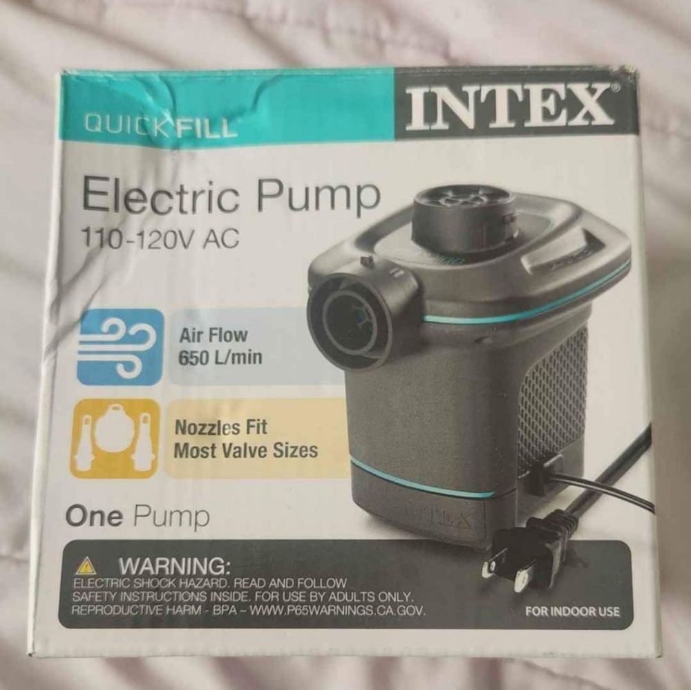 INTEX Air mattress pump NEW‎ IN BOX